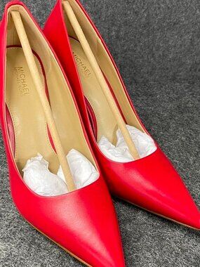 MICHAEL MICHAEL KORS Amara Leather Pump Crimson